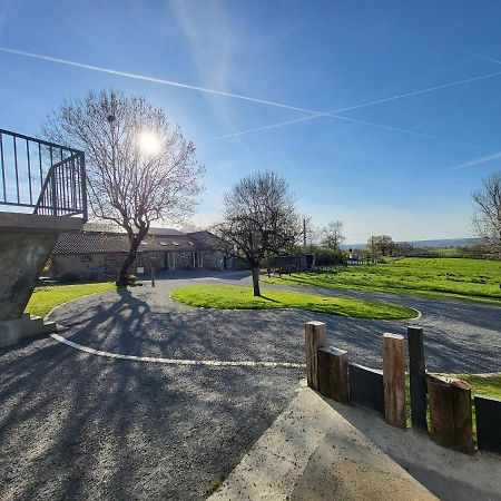 Le Logis Des Chons A La Campagne A Saint Hilaire Du Bois - Lys Haut Layon Le Plessis  Eksteriør bilde