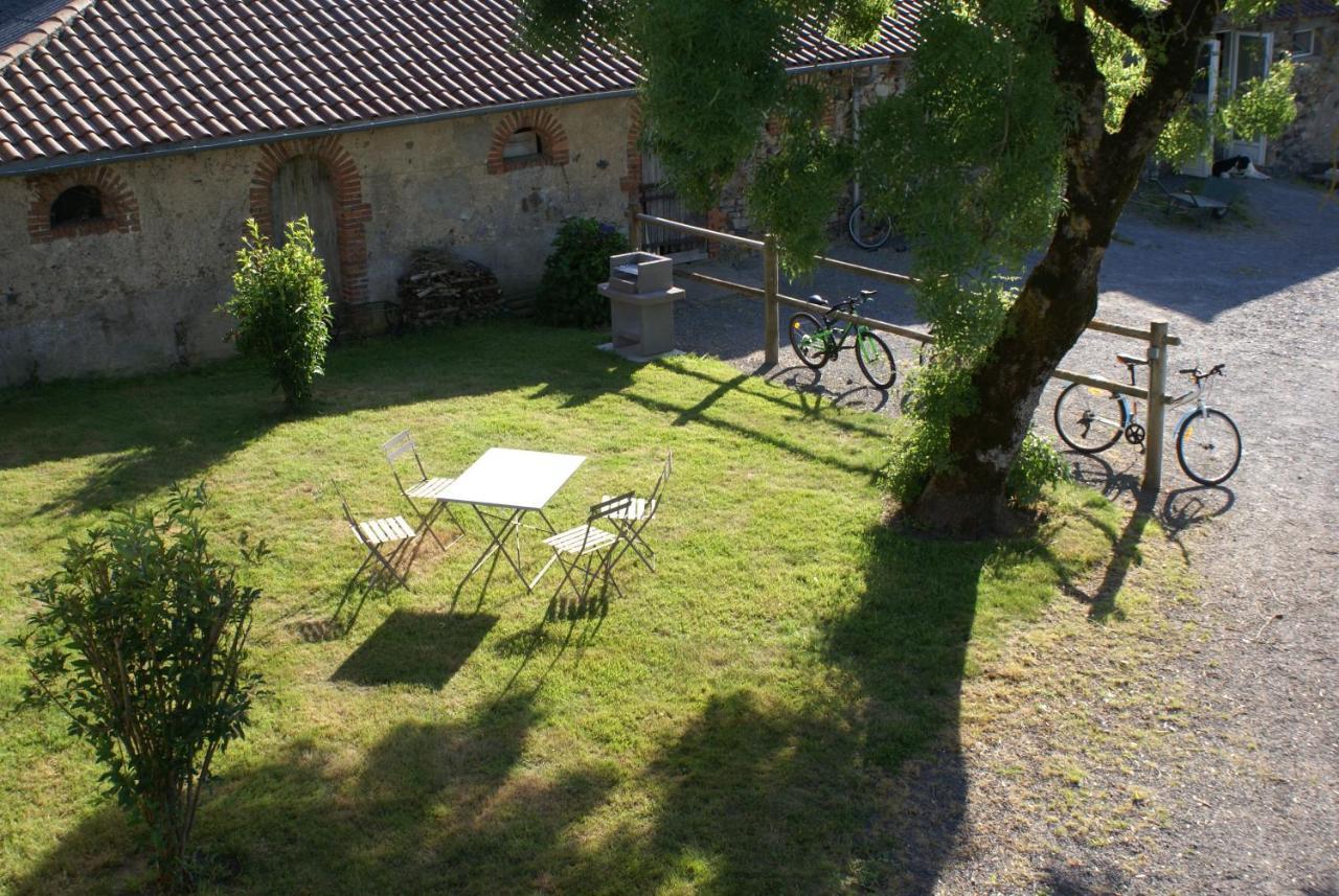 Le Logis Des Chons A La Campagne A Saint Hilaire Du Bois - Lys Haut Layon Le Plessis  Eksteriør bilde